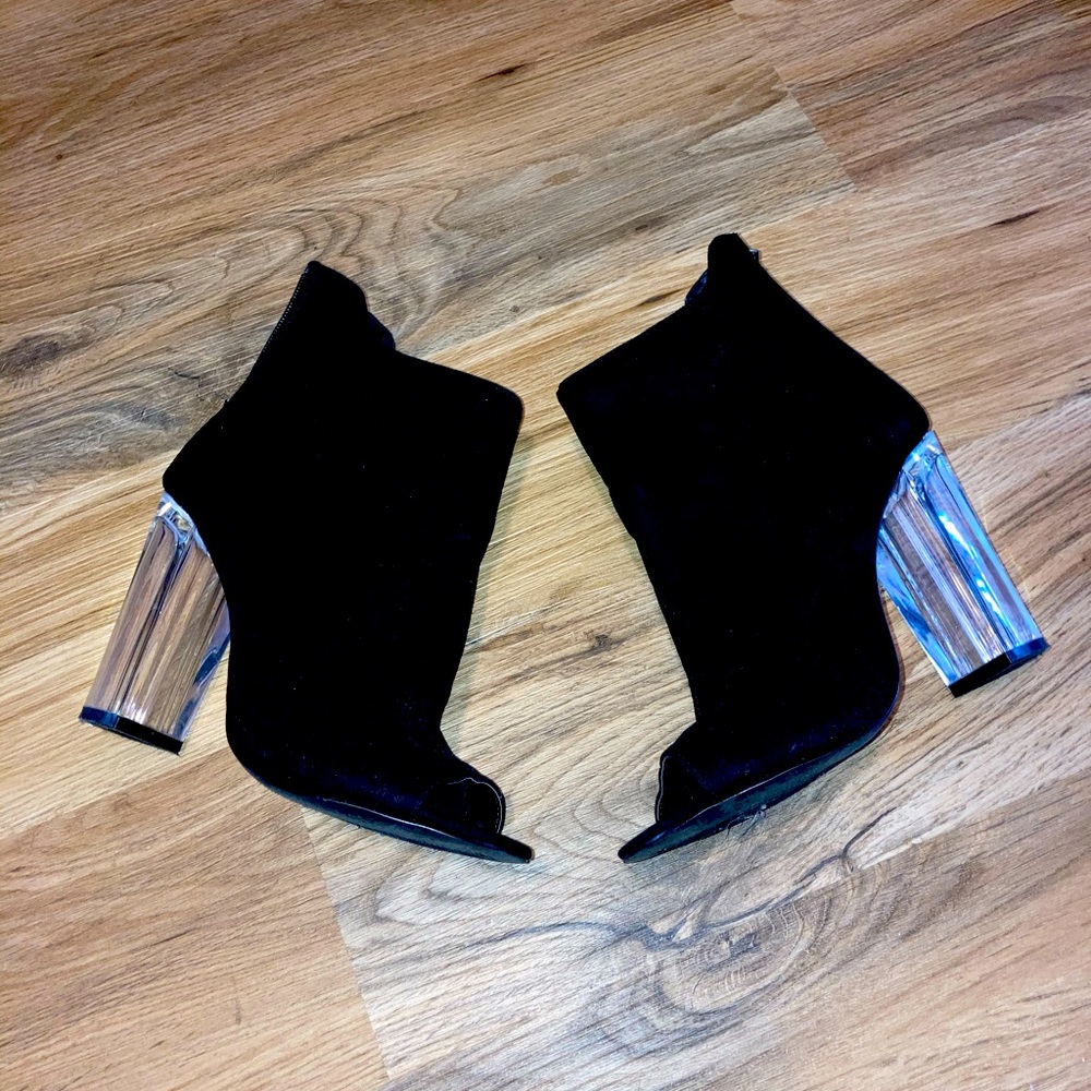 Olivia Ferguson Peep Toe Boots Suede Clear heels